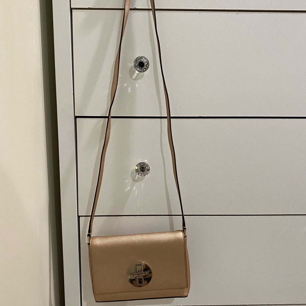 Kate Spade Sally Newbury Lane Rose Gold Crossbody Bag - Picture 2 of 6